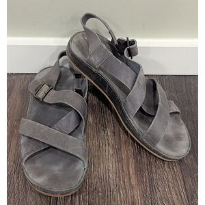 Chaco Wayfarer Grey Leather Sandals Size 8